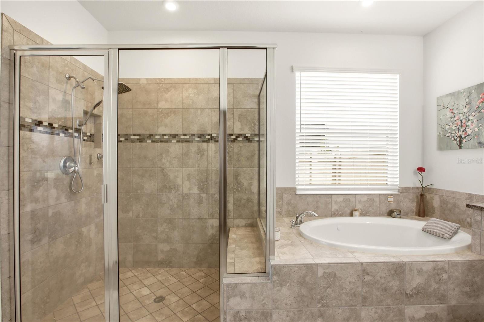 5720 Maidenstone Way Property Photo 18