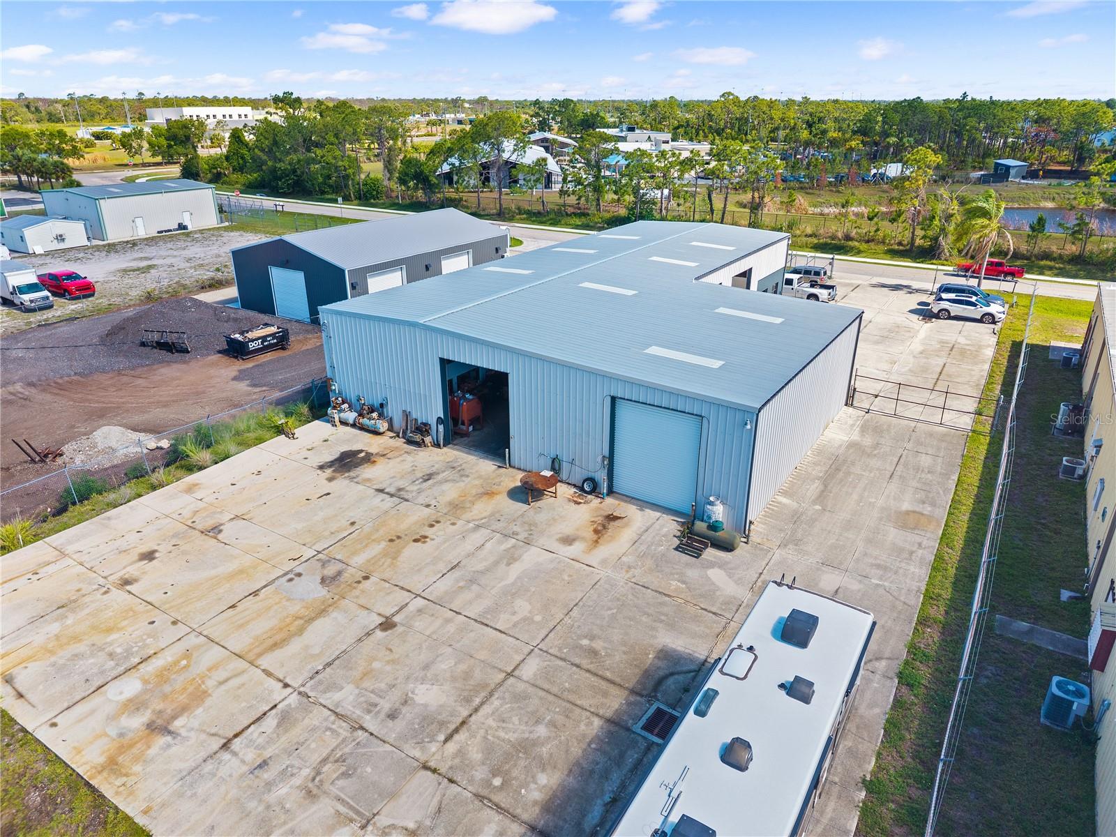 A4694299 Property Photo 3