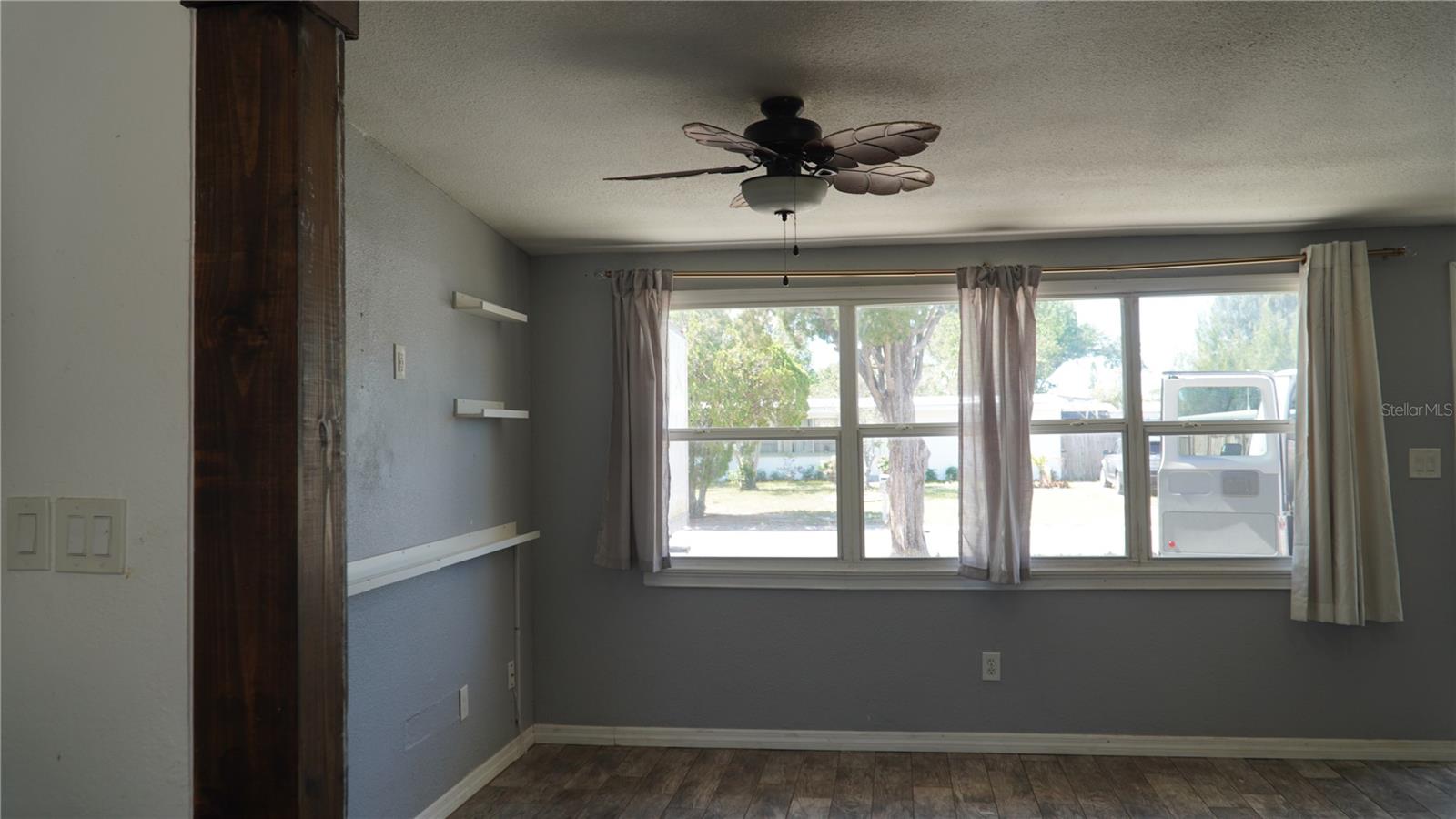 4111 W Montgomery Ter Property Photo 10
