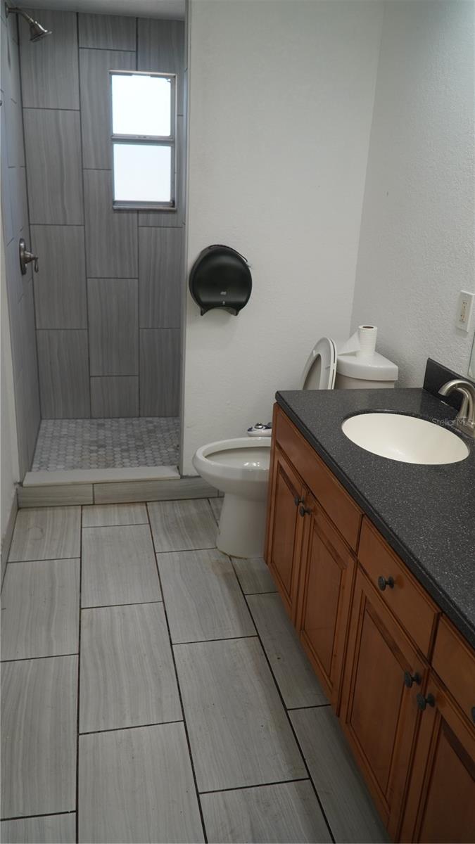 4111 W Montgomery Ter Property Photo 16
