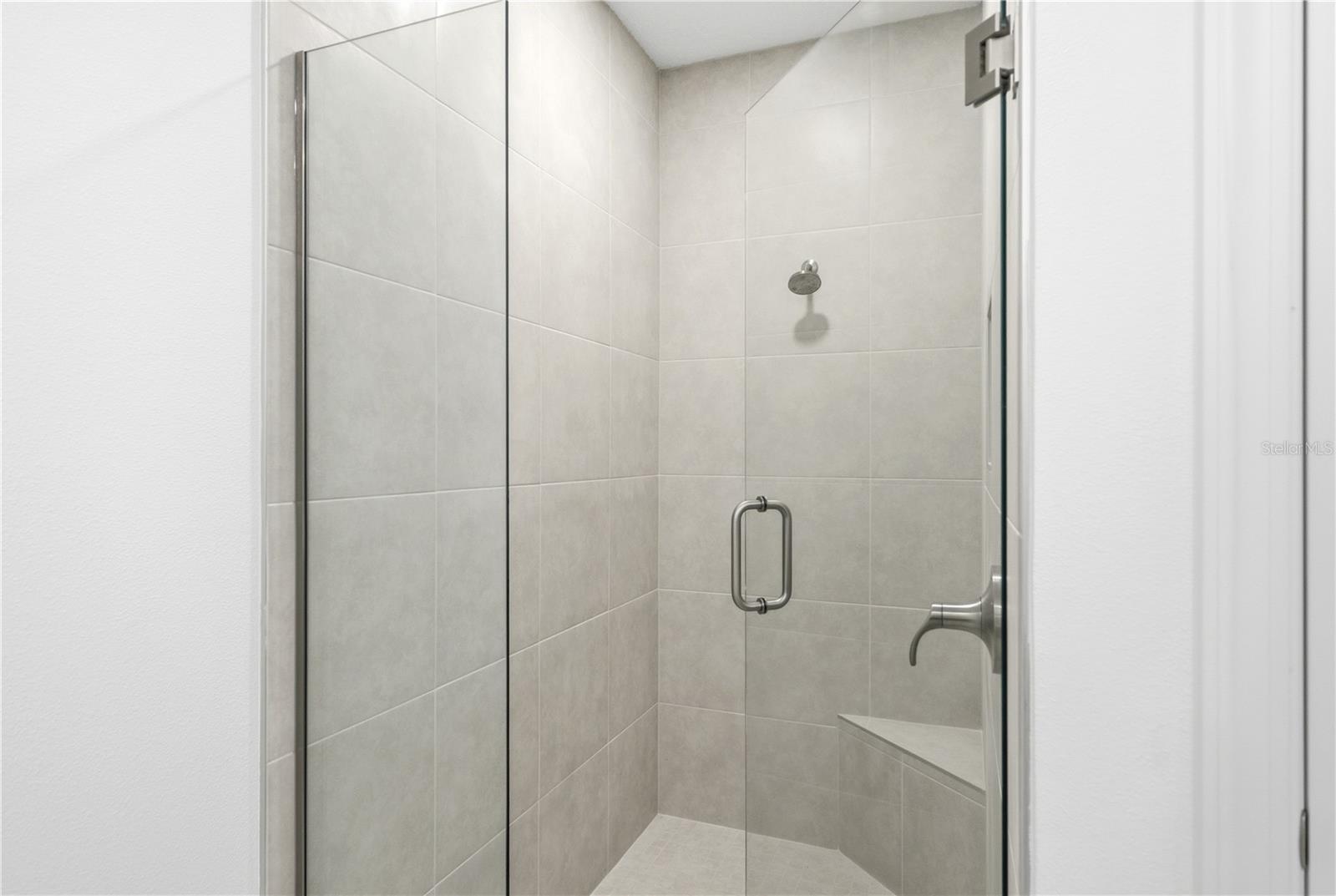 5890 Windbreak Ct Property Photo 26