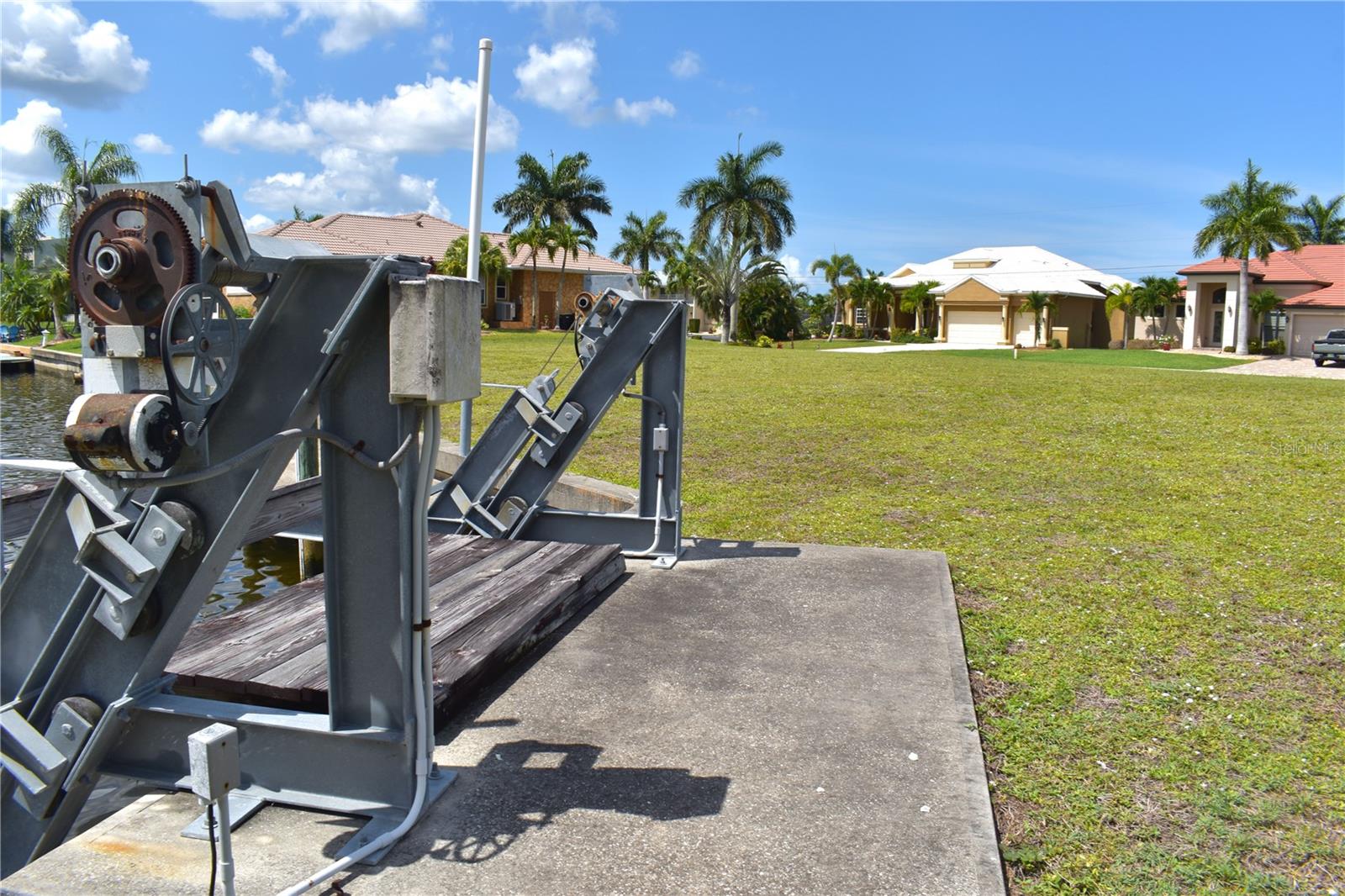 825 Via Tripoli Property Photo 13