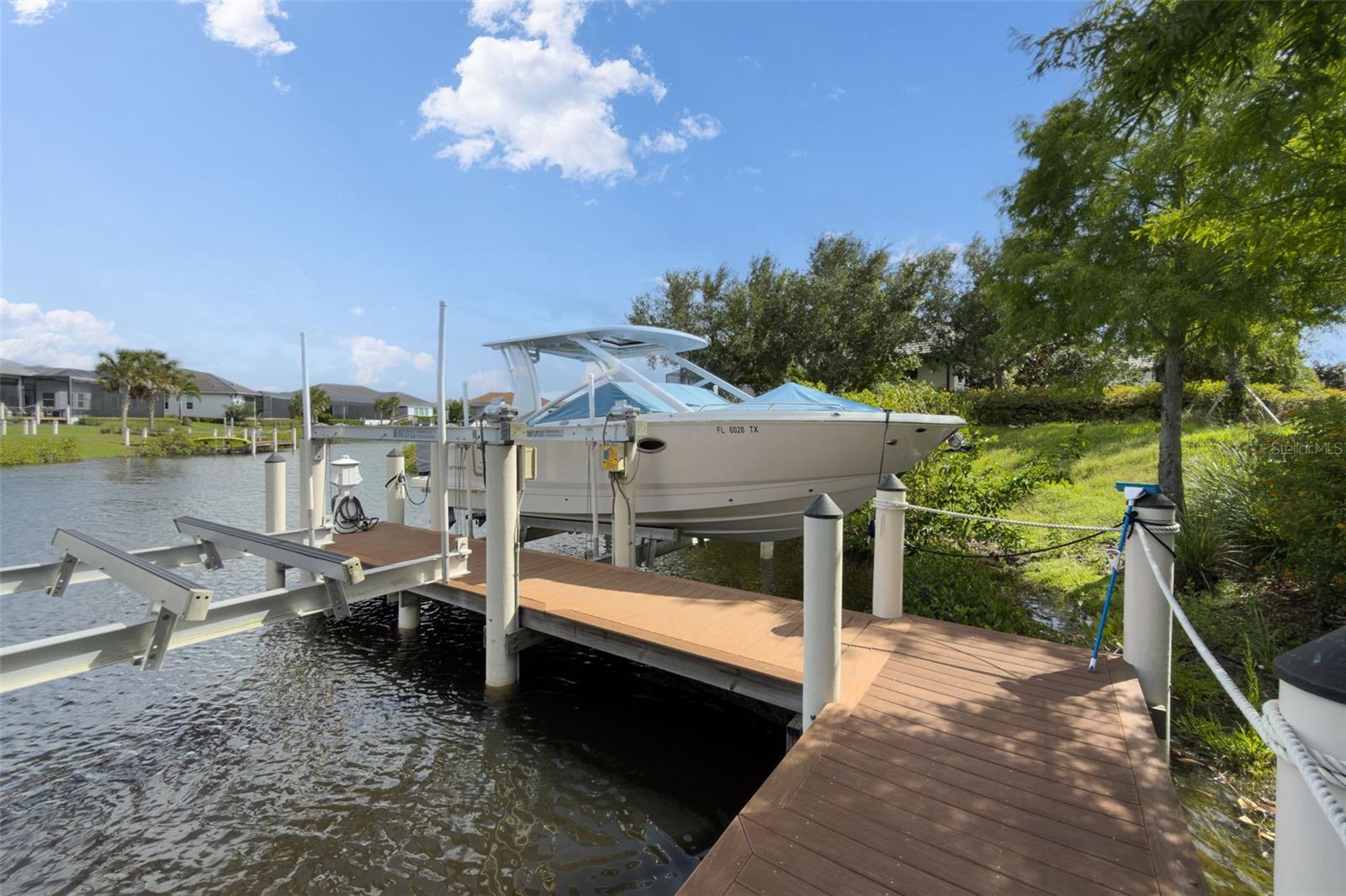11721 Rive Isle Run Property Photo 3