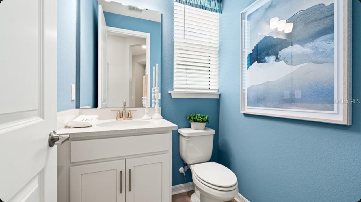 7907 Interstellar Ave Property Photo 10