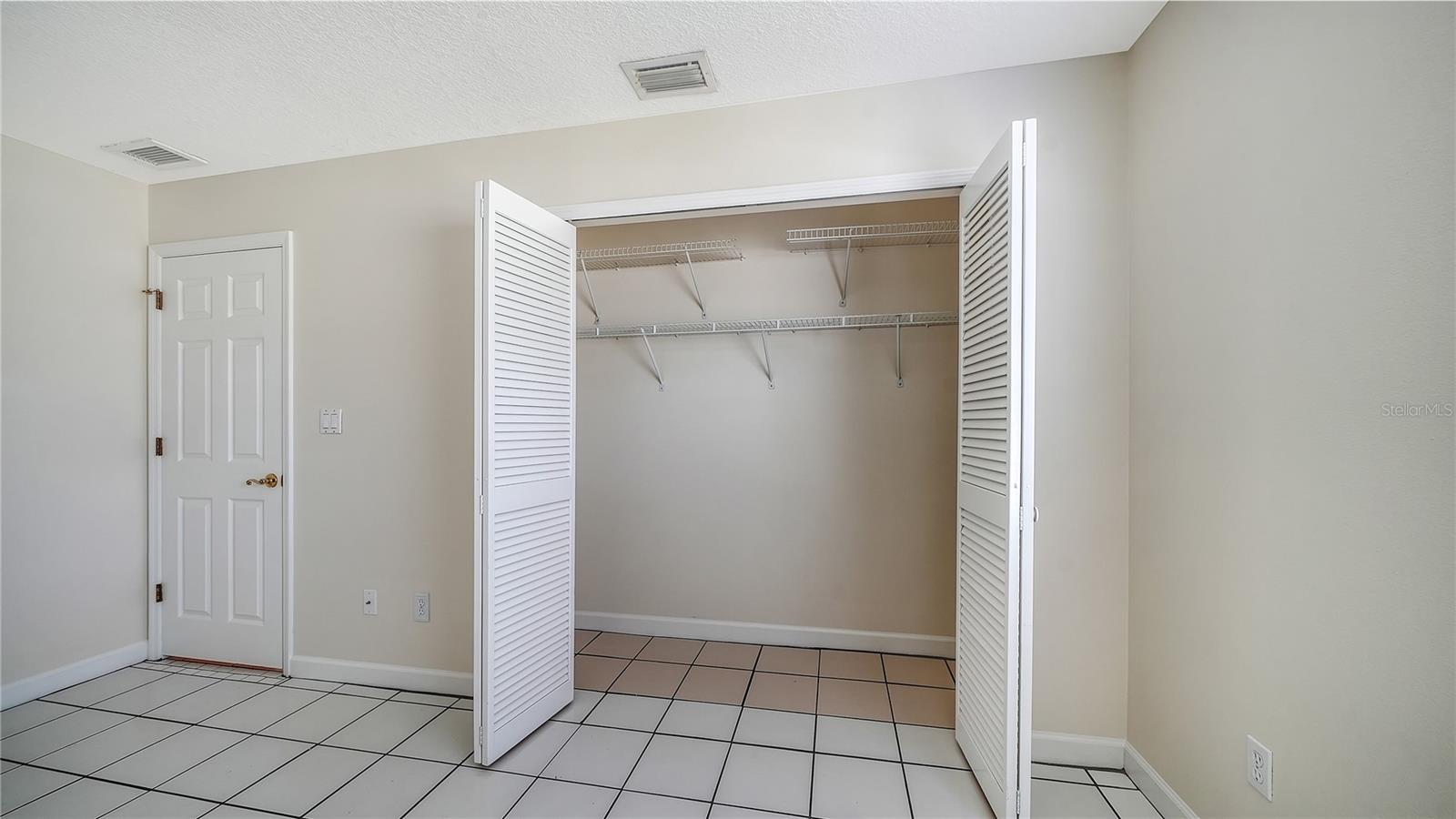 3826 Beeber St Property Photo 25