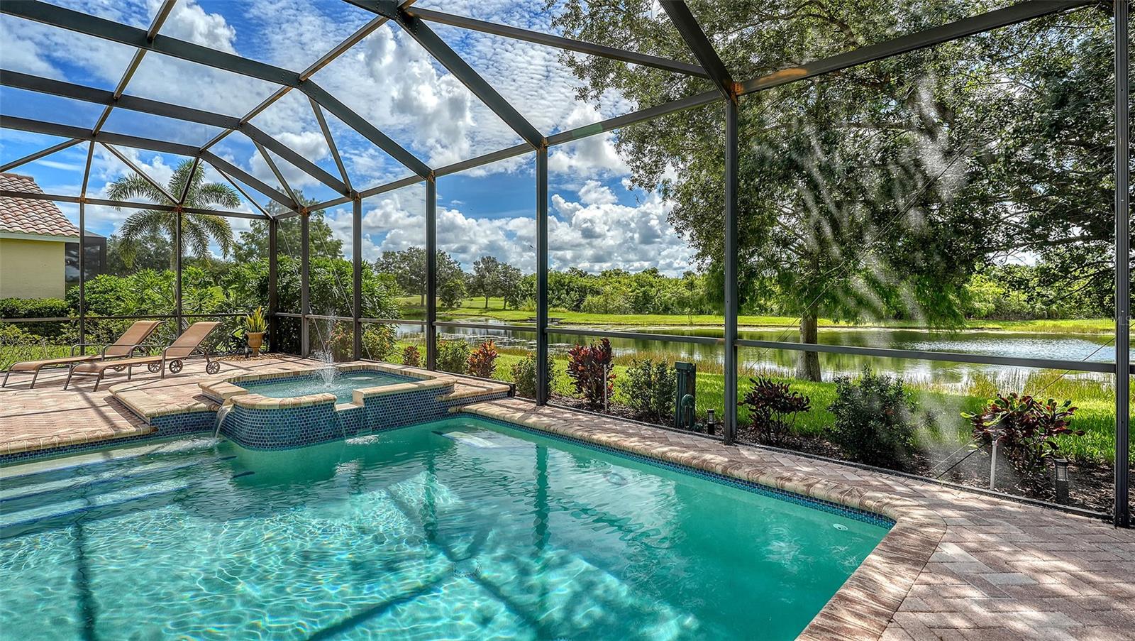 12710 Stone Ridge Pl Property Photo 3