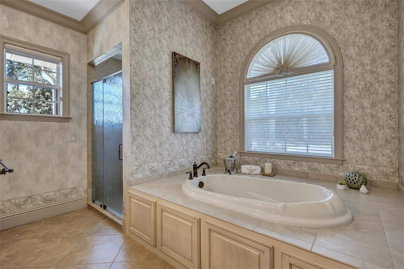 1045 Fox Creek Dr Property Photo 33