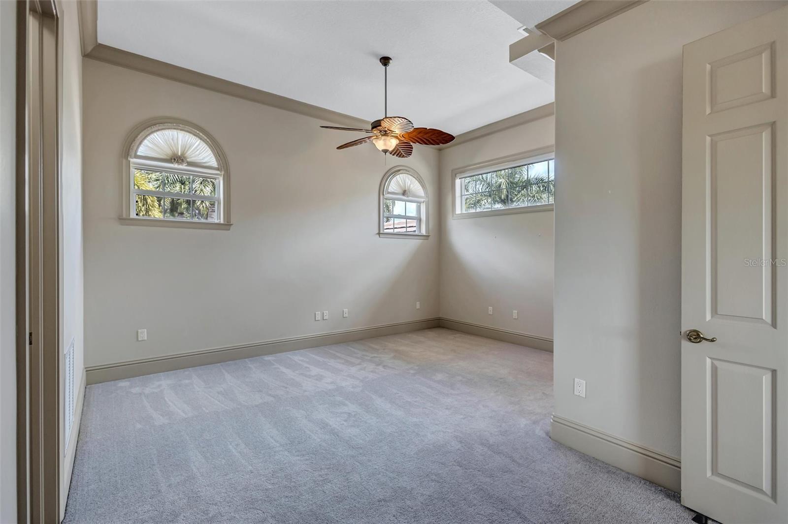 1045 Fox Creek Dr Property Photo 65