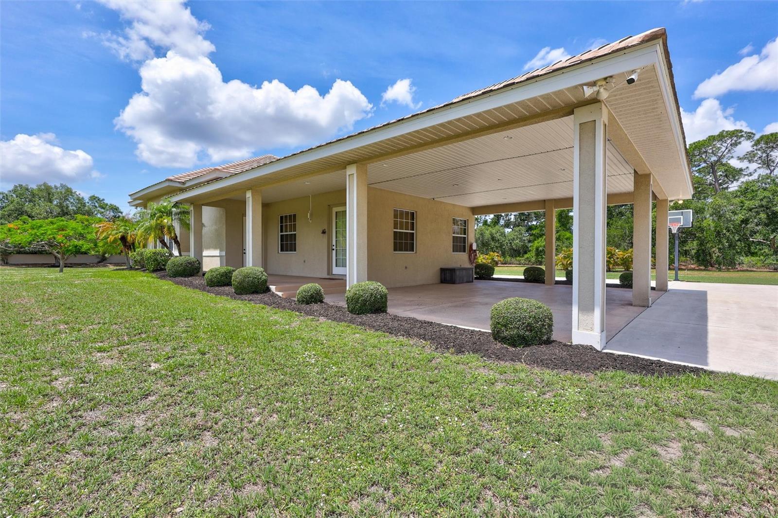 1045 Fox Creek Dr Property Photo 85