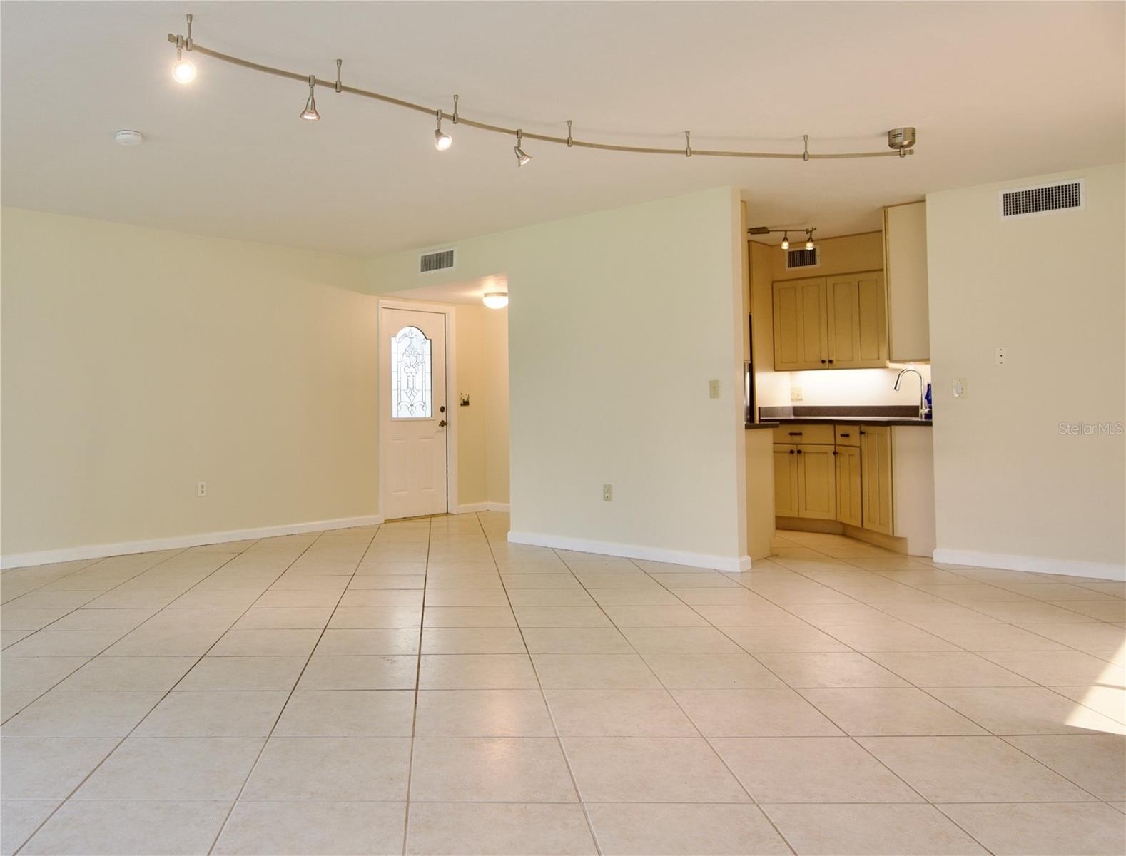 625 White Pine Tree Rd #23 Property Photo 12