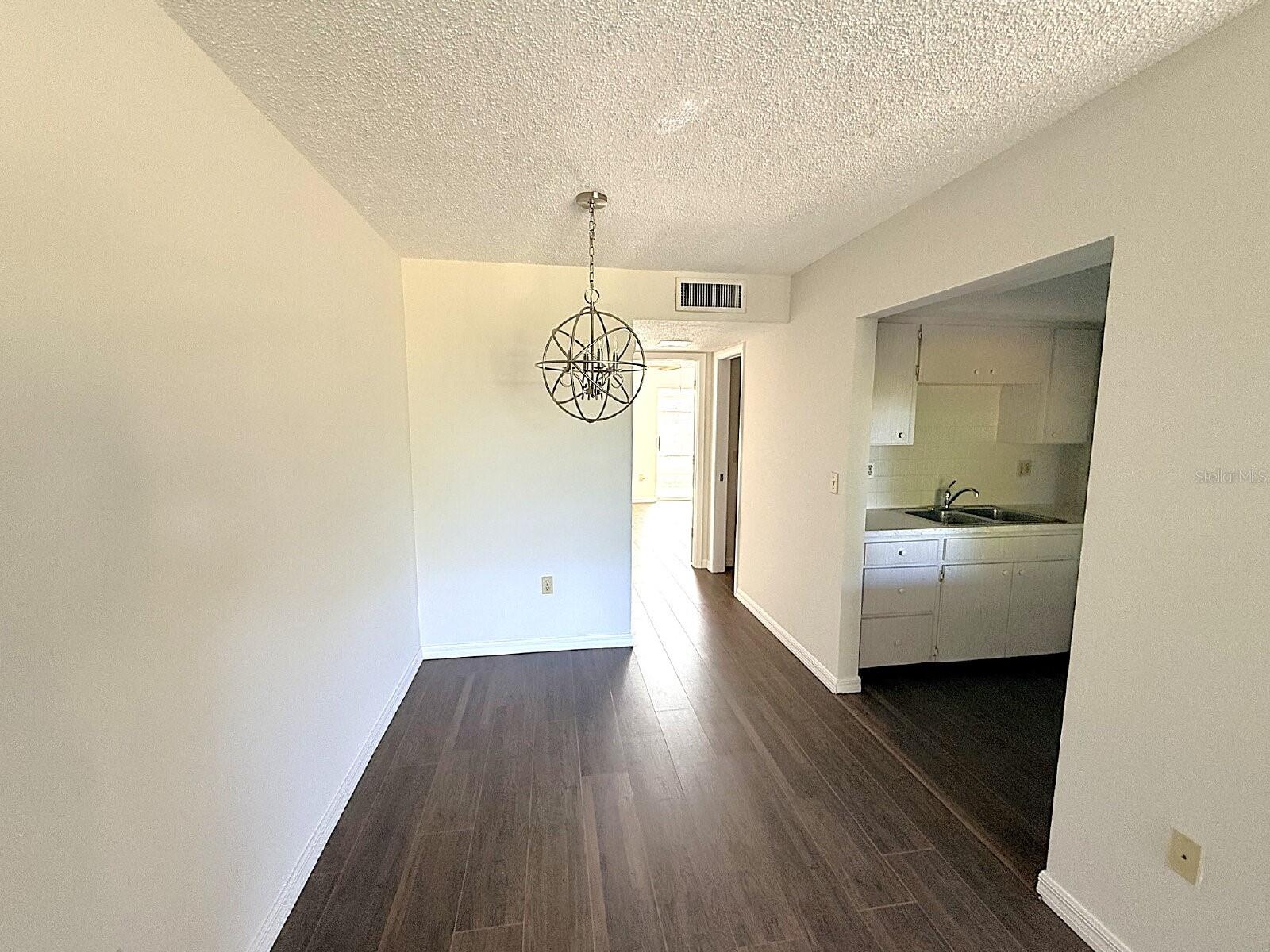 2 Quails Run Blvd #8 Property Photo 4