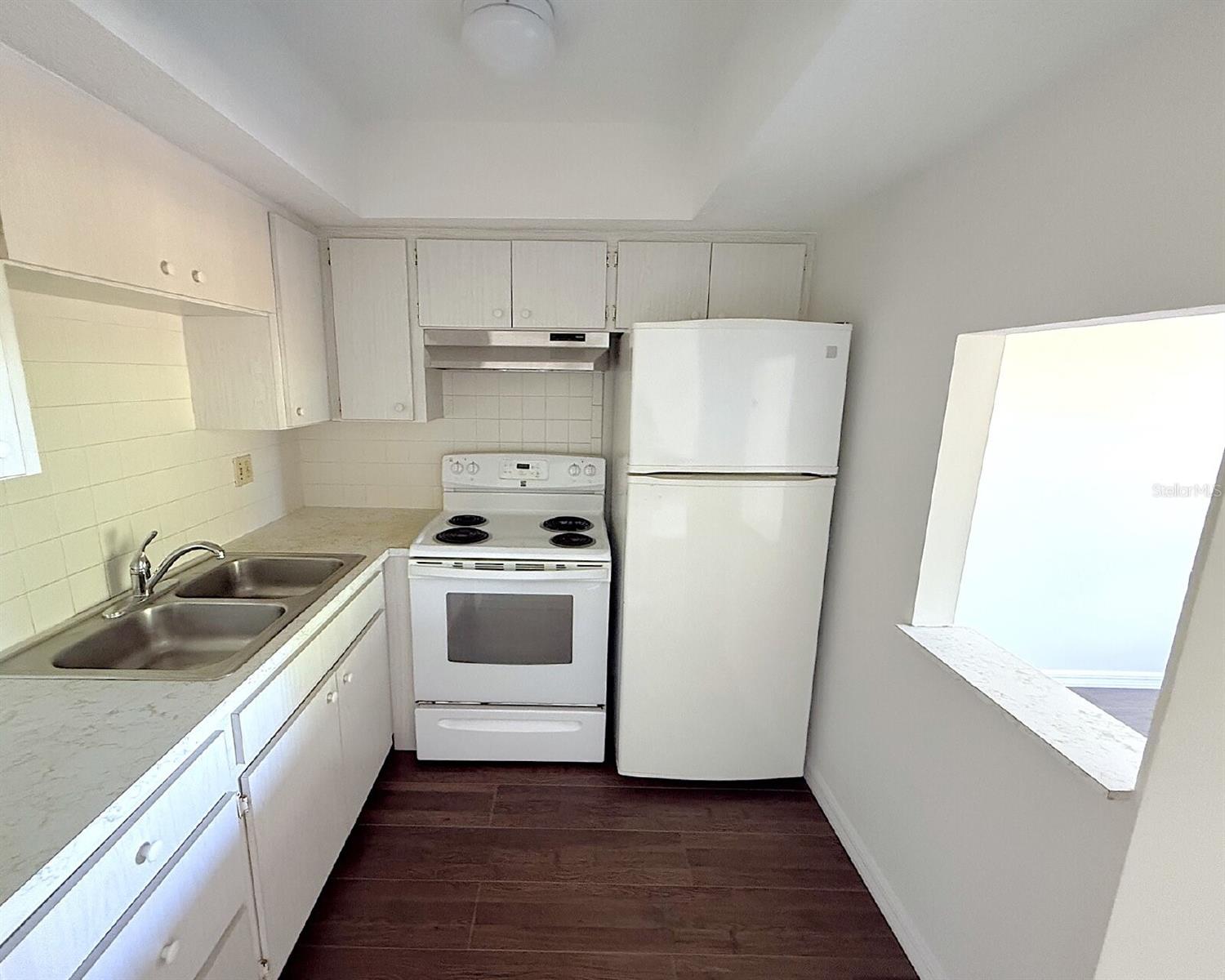 2 Quails Run Blvd #8 Property Photo 5