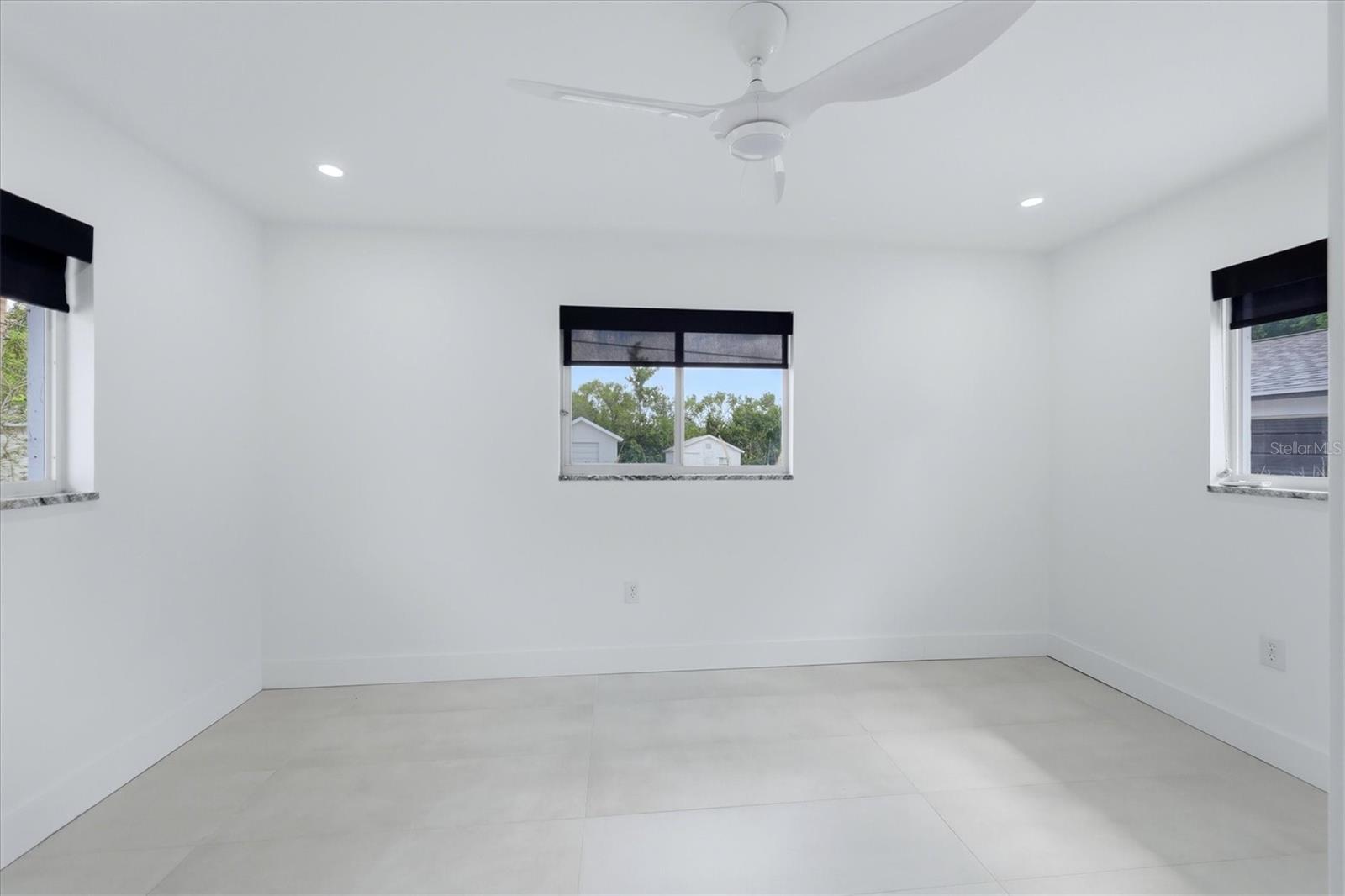 201 Honore Ave Property Photo 37