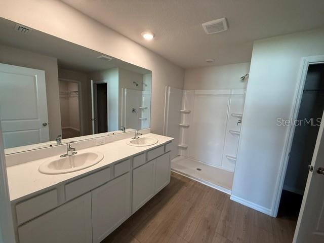 5731 Silver Moonlight Dr Property Photo 6