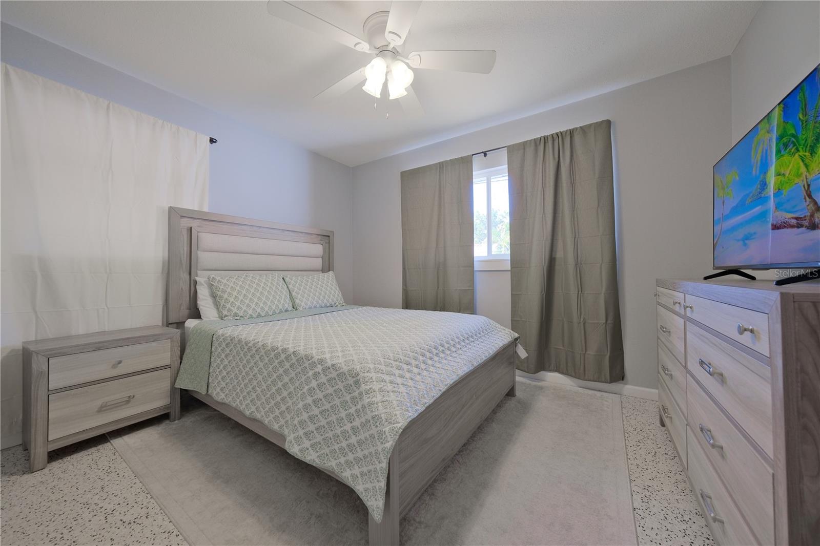 993 Gary St #a & B Property Photo 20