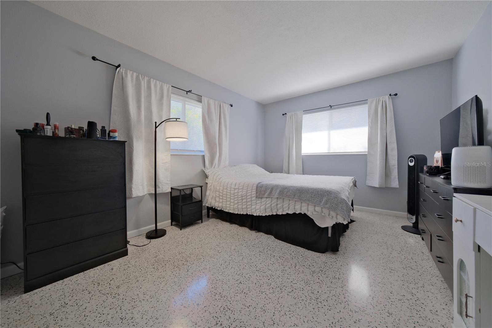 993 Gary St #a & B Property Photo 38