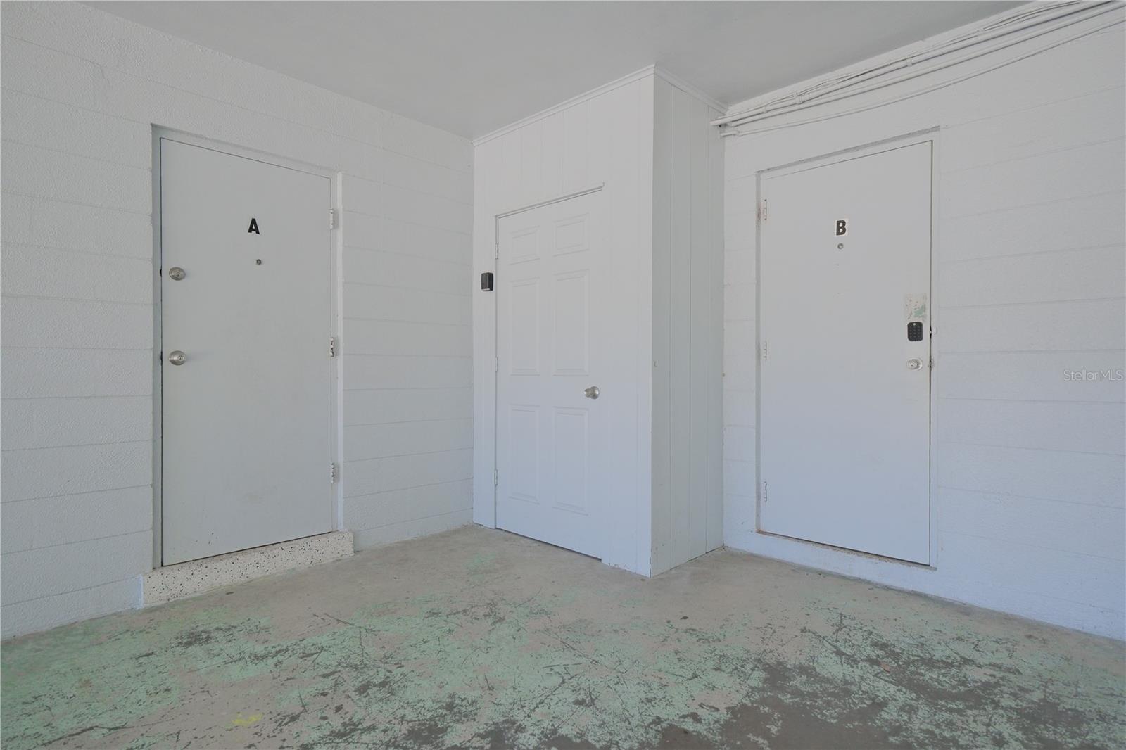 993 Gary St #a & B Property Photo 48