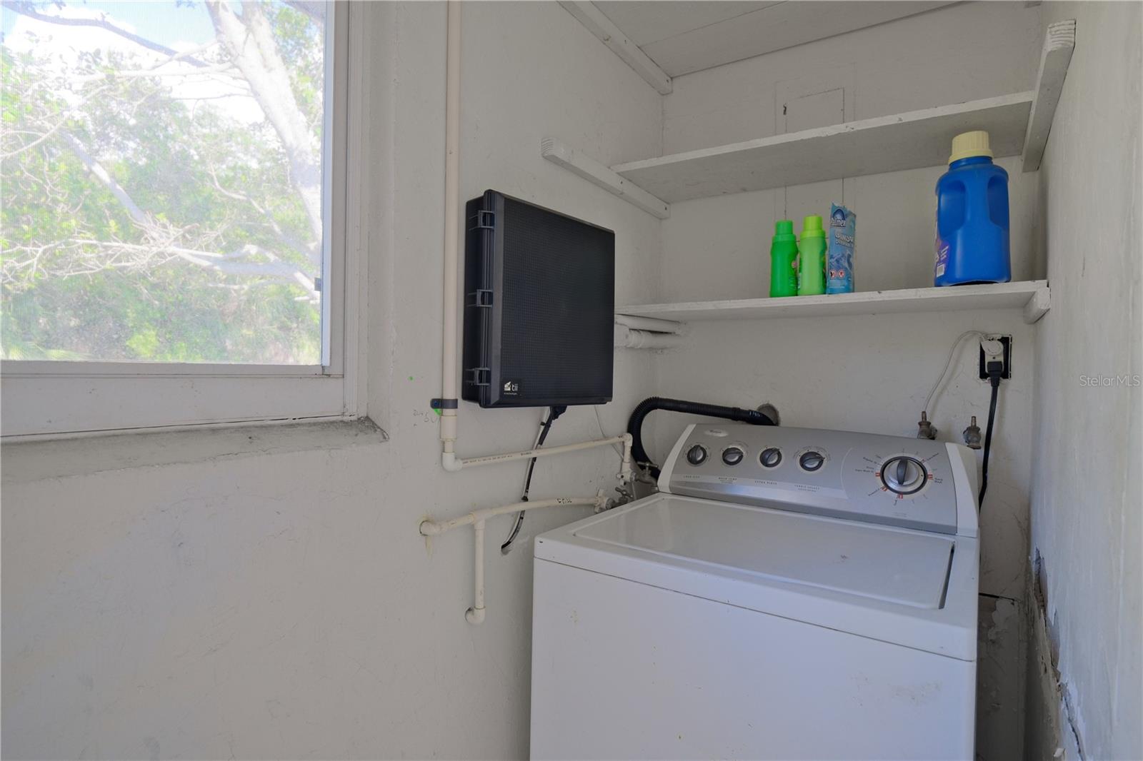 993 Gary St #a & B Property Photo 50