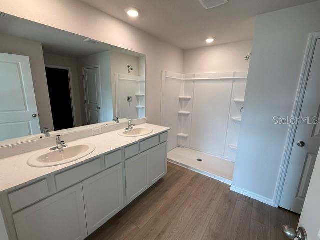 5806 Silver Moonlight Dr Property Photo 5