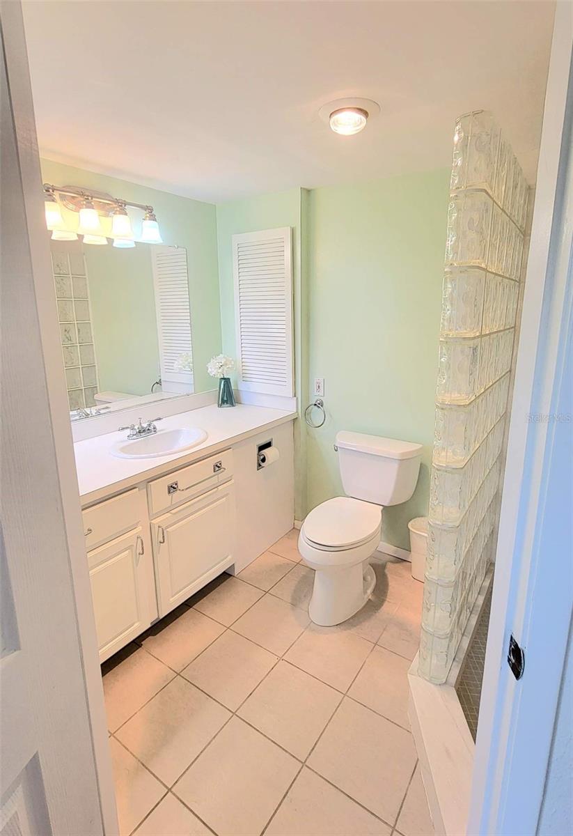 435 S Gulfstream Ave #206 Property Photo 25