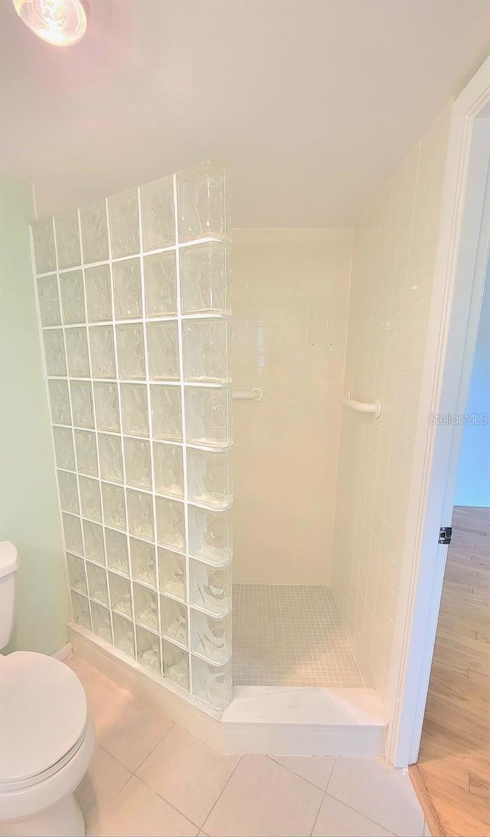 435 S Gulfstream Ave #206 Property Photo 27