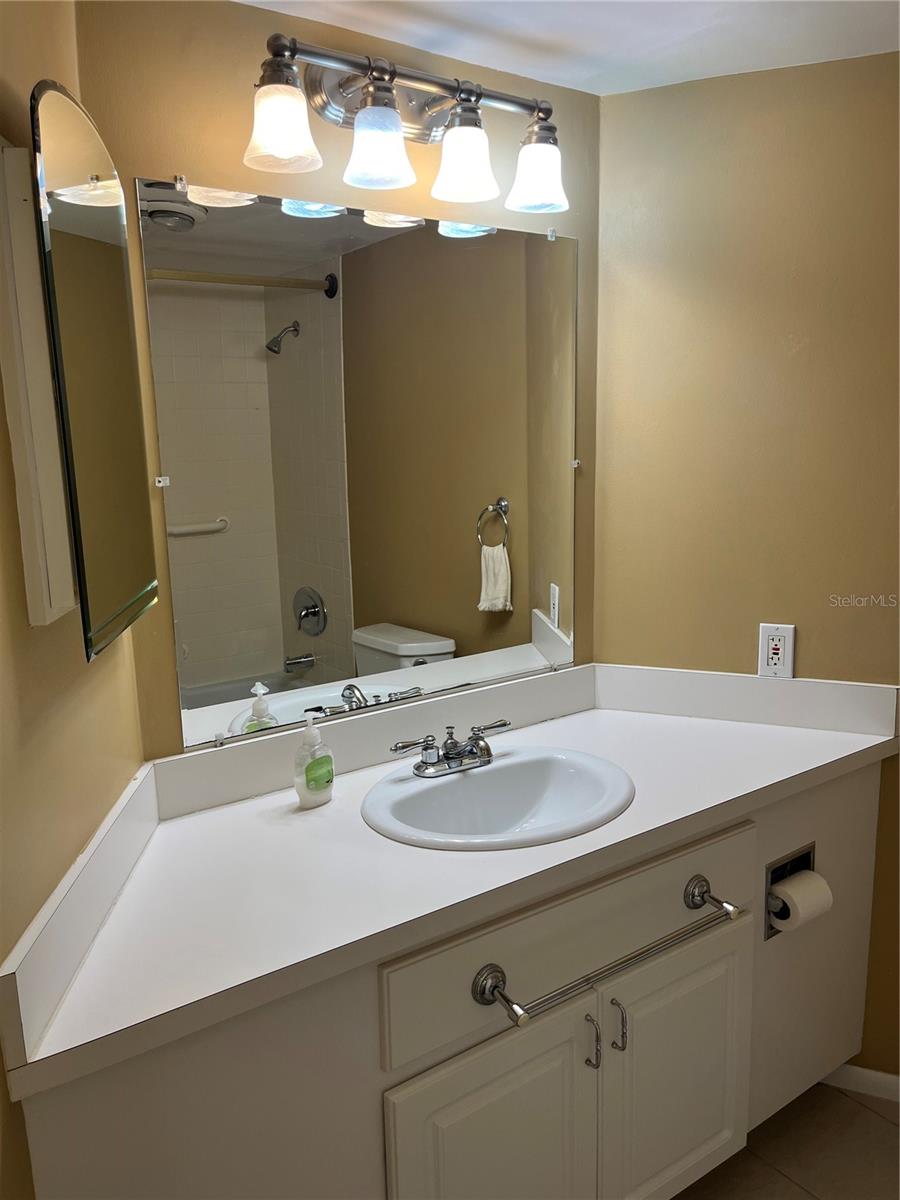 435 S Gulfstream Ave #206 Property Photo 29