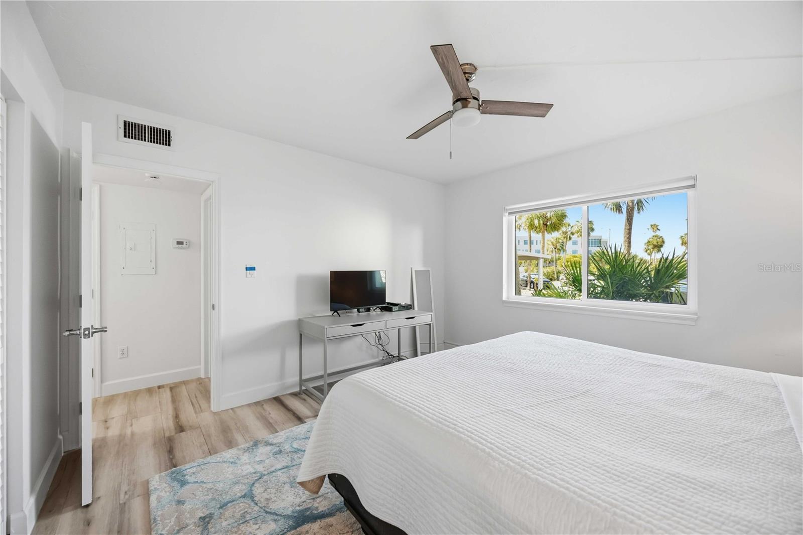 765 John Ringling Blvd #5 Property Photo 22