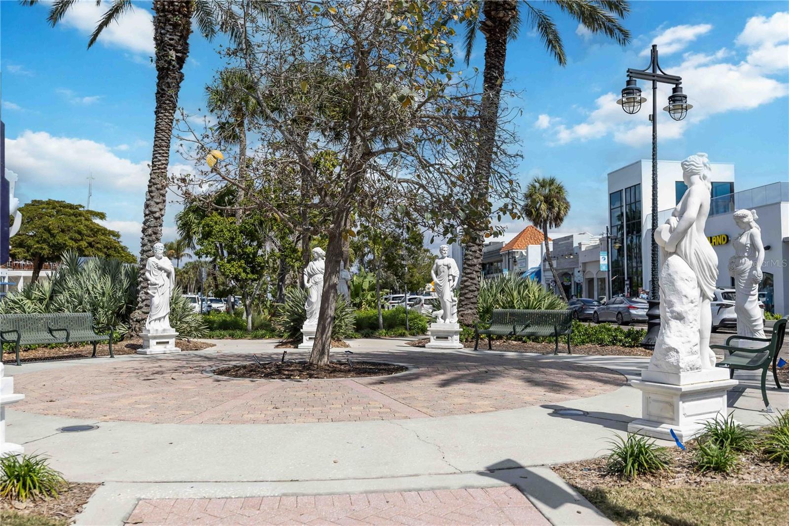 765 John Ringling Blvd #5 Property Photo 54