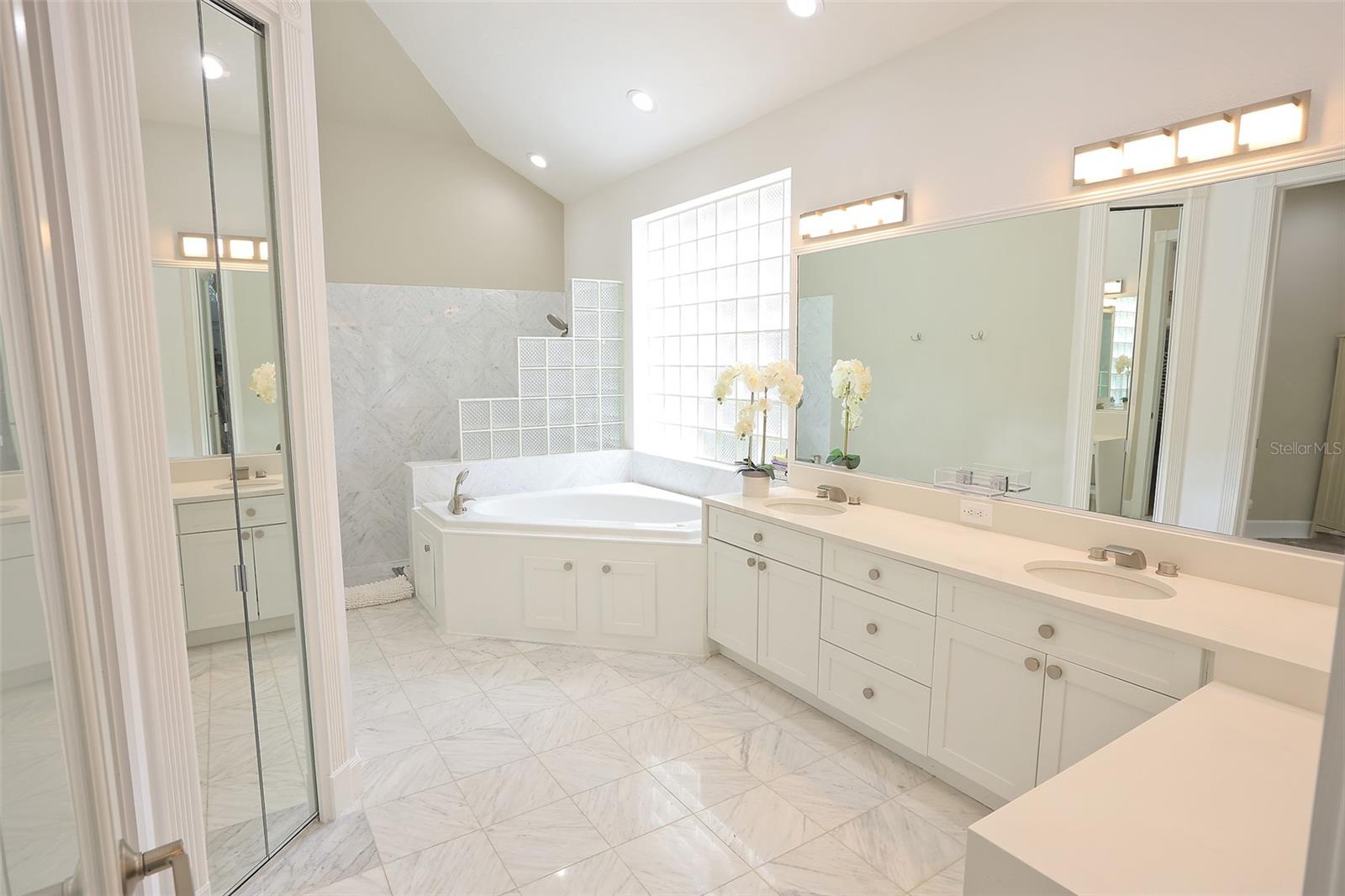 3527 Fair Oaks Ln Property Photo 29