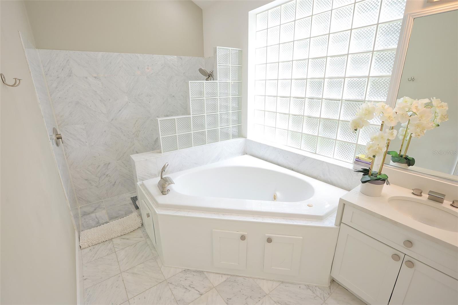 3527 Fair Oaks Ln Property Photo 30