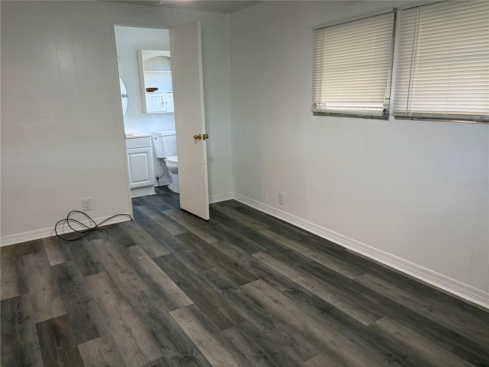 5221 Beechmont Ave Property Photo 17