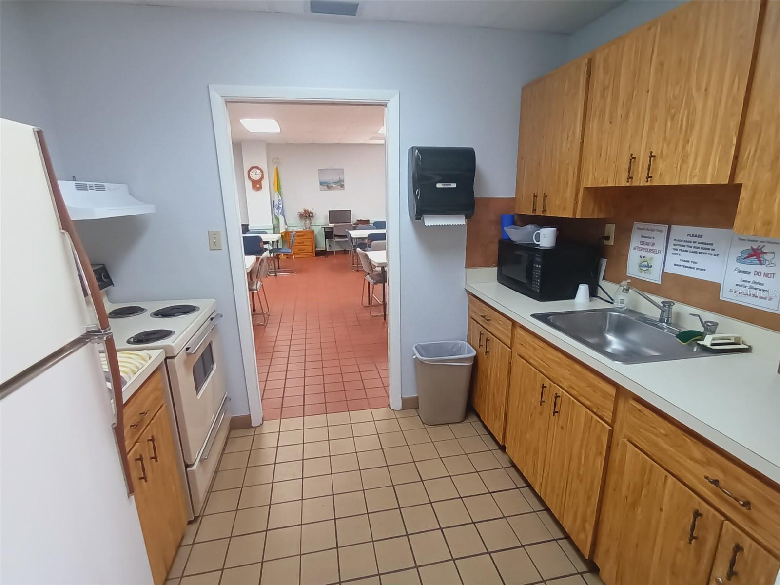 5221 Beechmont Ave Property Photo 46