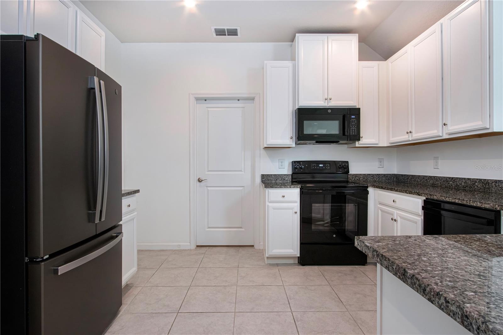 2120 Laceflower Dr Property Photo 23