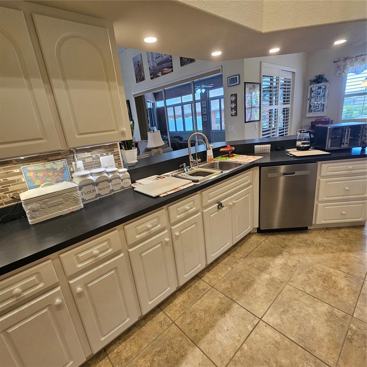 8357 Denargo Rd Property Photo 16