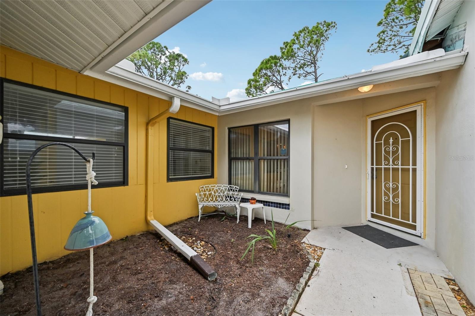 227 Southampton Dr #289 Property Photo 3