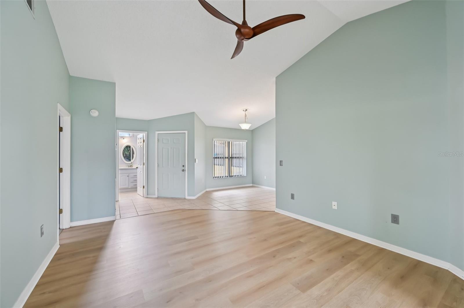 227 Southampton Dr #289 Property Photo 8