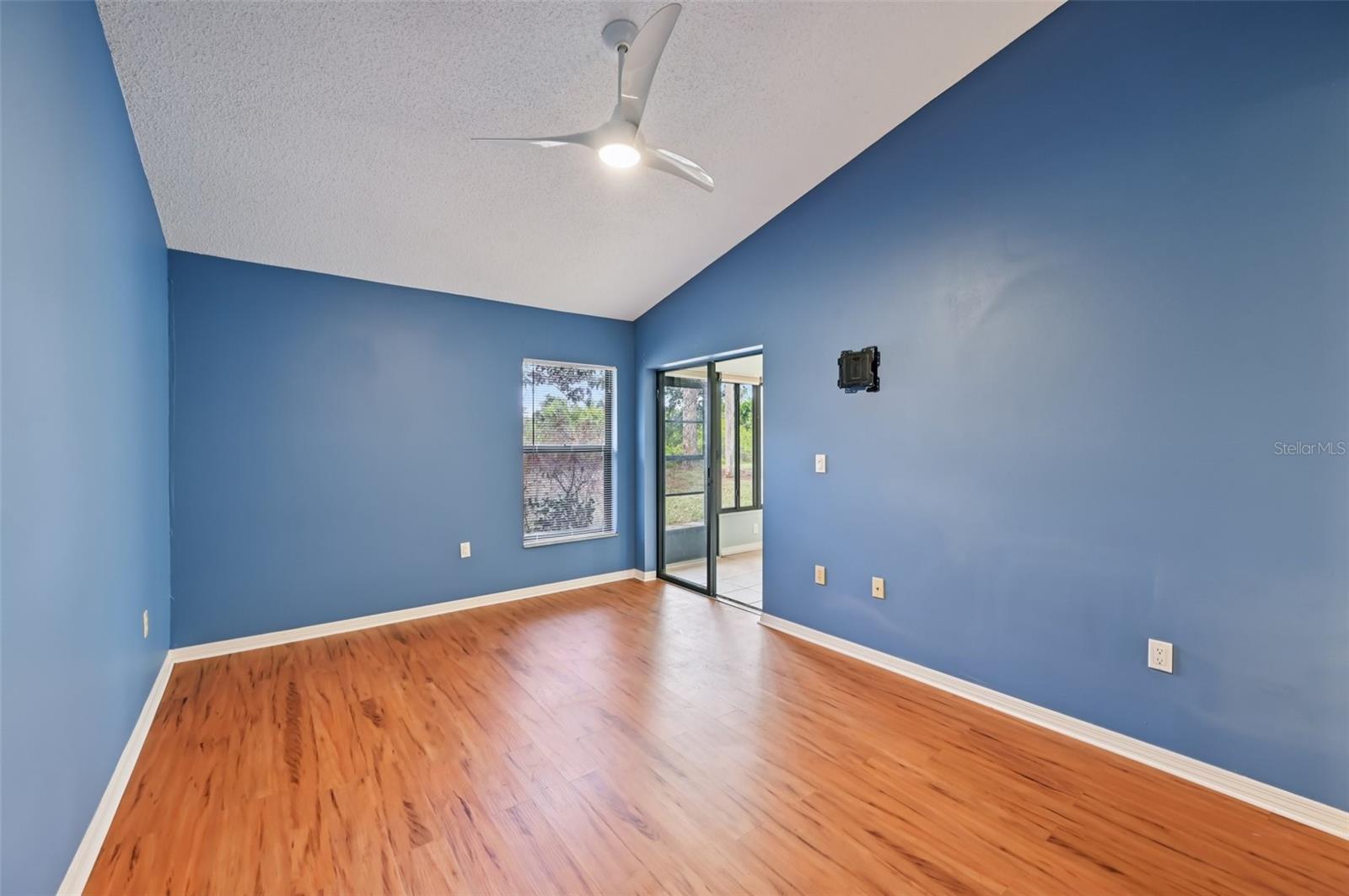227 Southampton Dr #289 Property Photo 29
