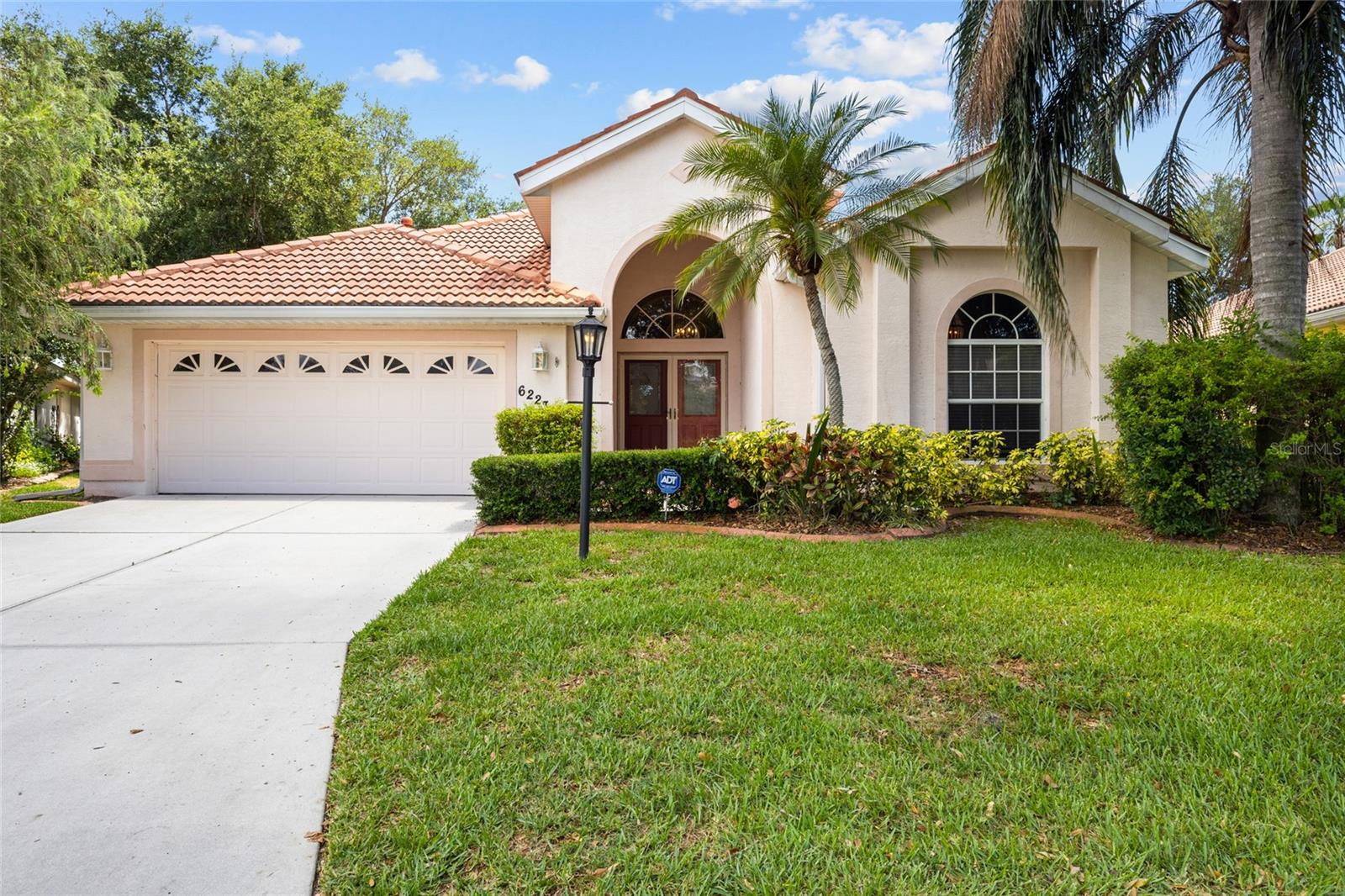 6223 Donnington Ct Property Photo 1