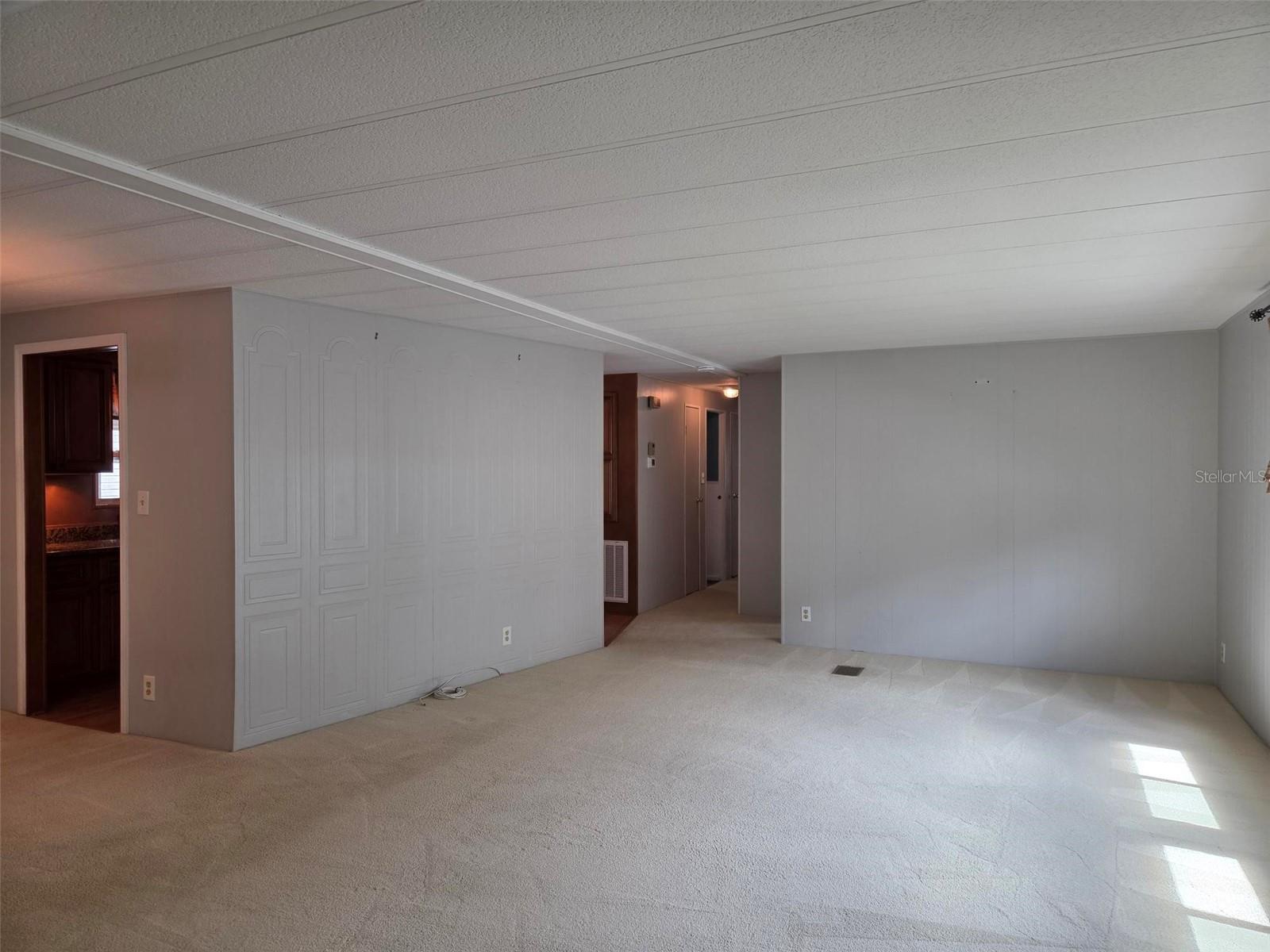 3227 Bayberry Ter Property Photo 11