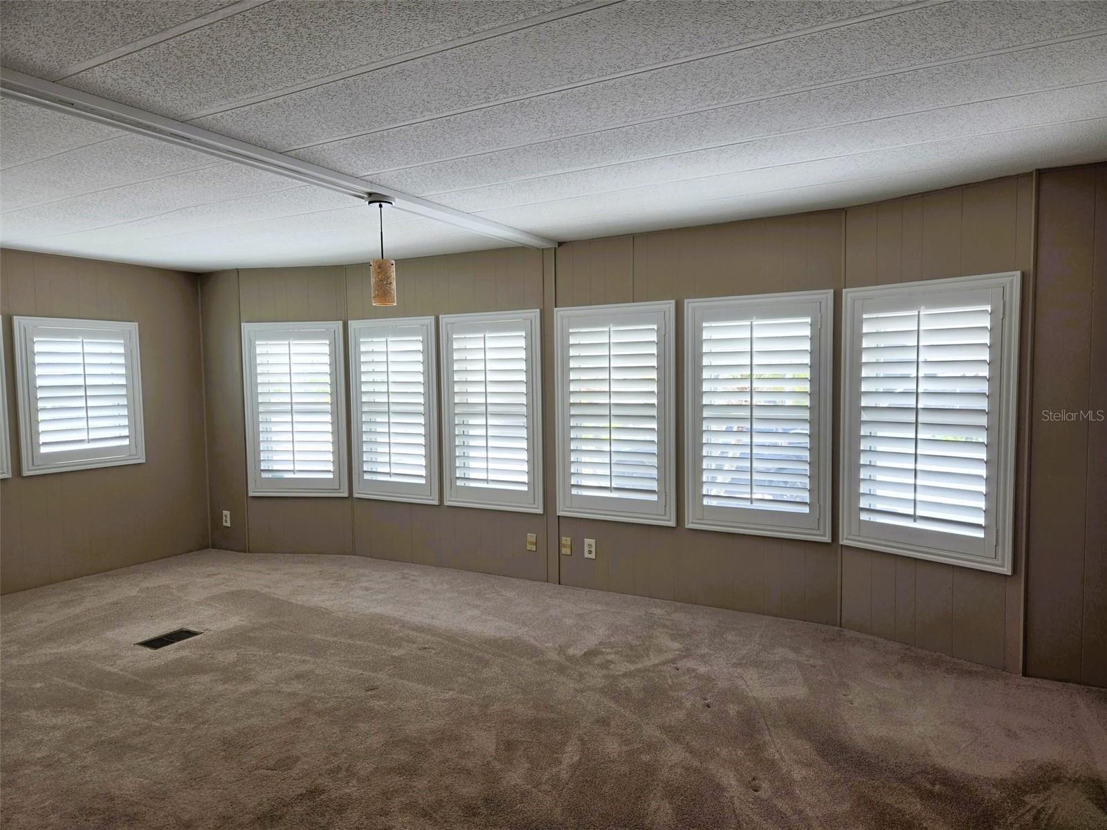 3227 Bayberry Ter Property Photo 13