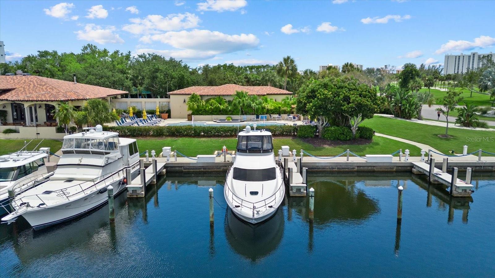 2600 Harbourside Dr #h06 Property Photo 4