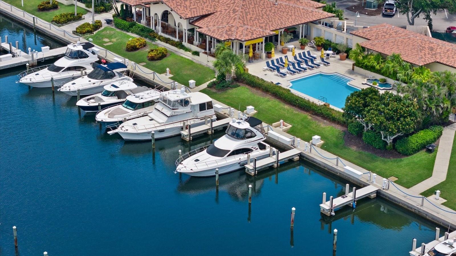 2600 Harbourside Dr #h06 Property Photo 8