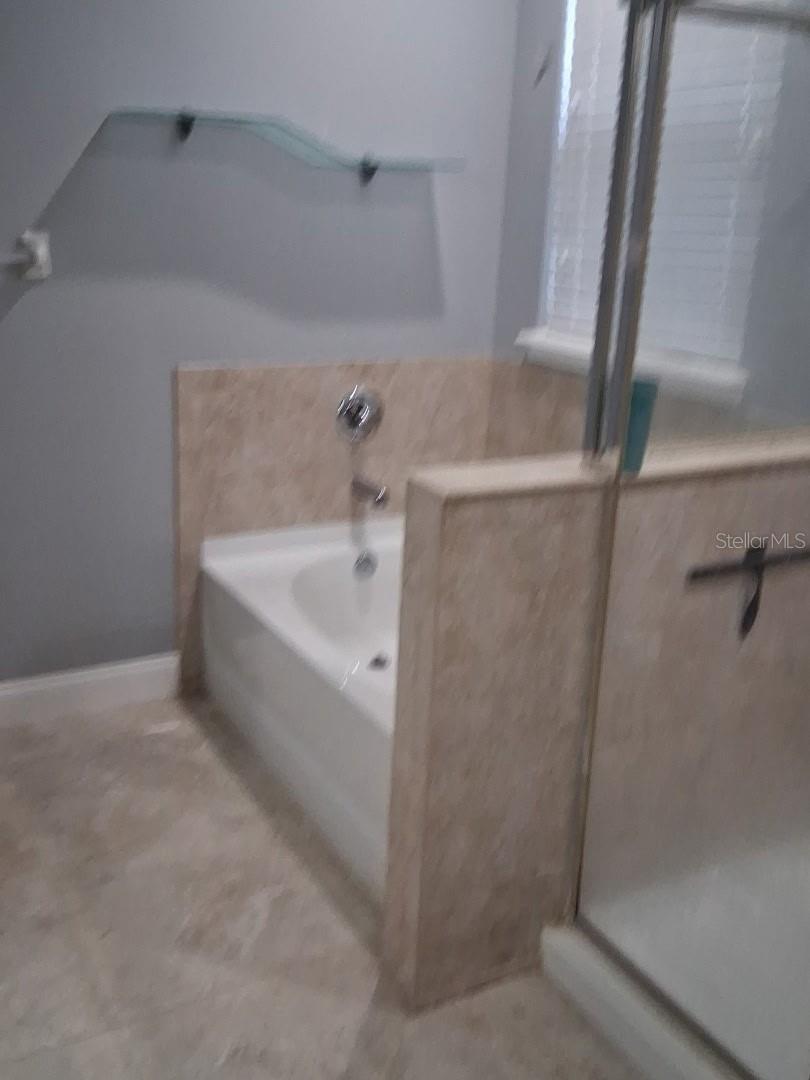 405 Blakely Ct Property Photo 4