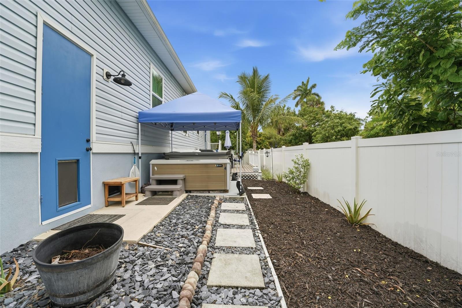 1202 Mcgregor St Property Photo 57