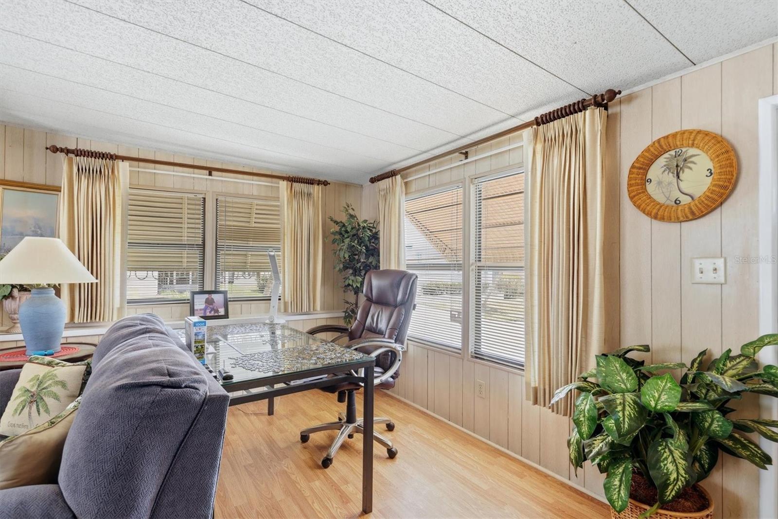 4109 12th St E Property Photo 12