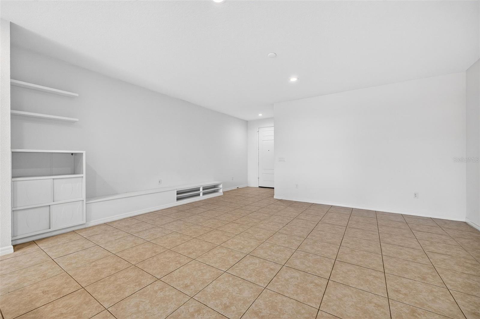 8667 Canyon Creek Trl Property Photo 7