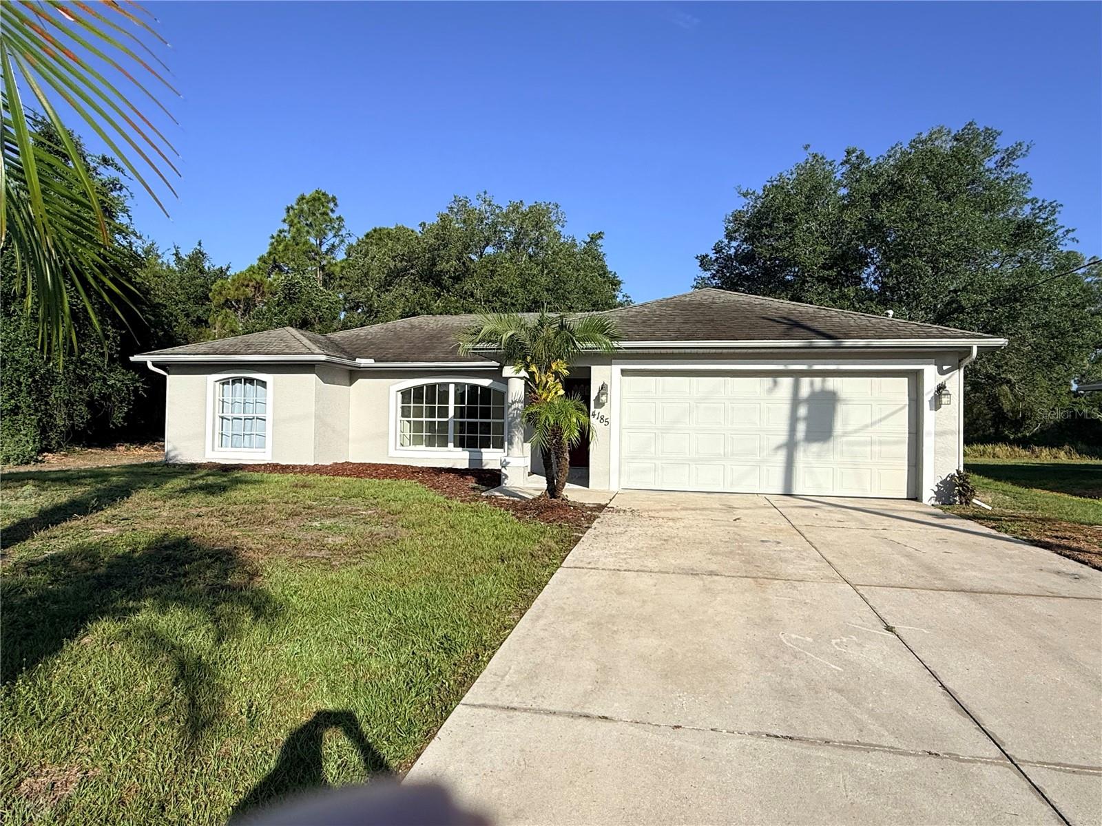 4185 AMARI RD Property Photo 1