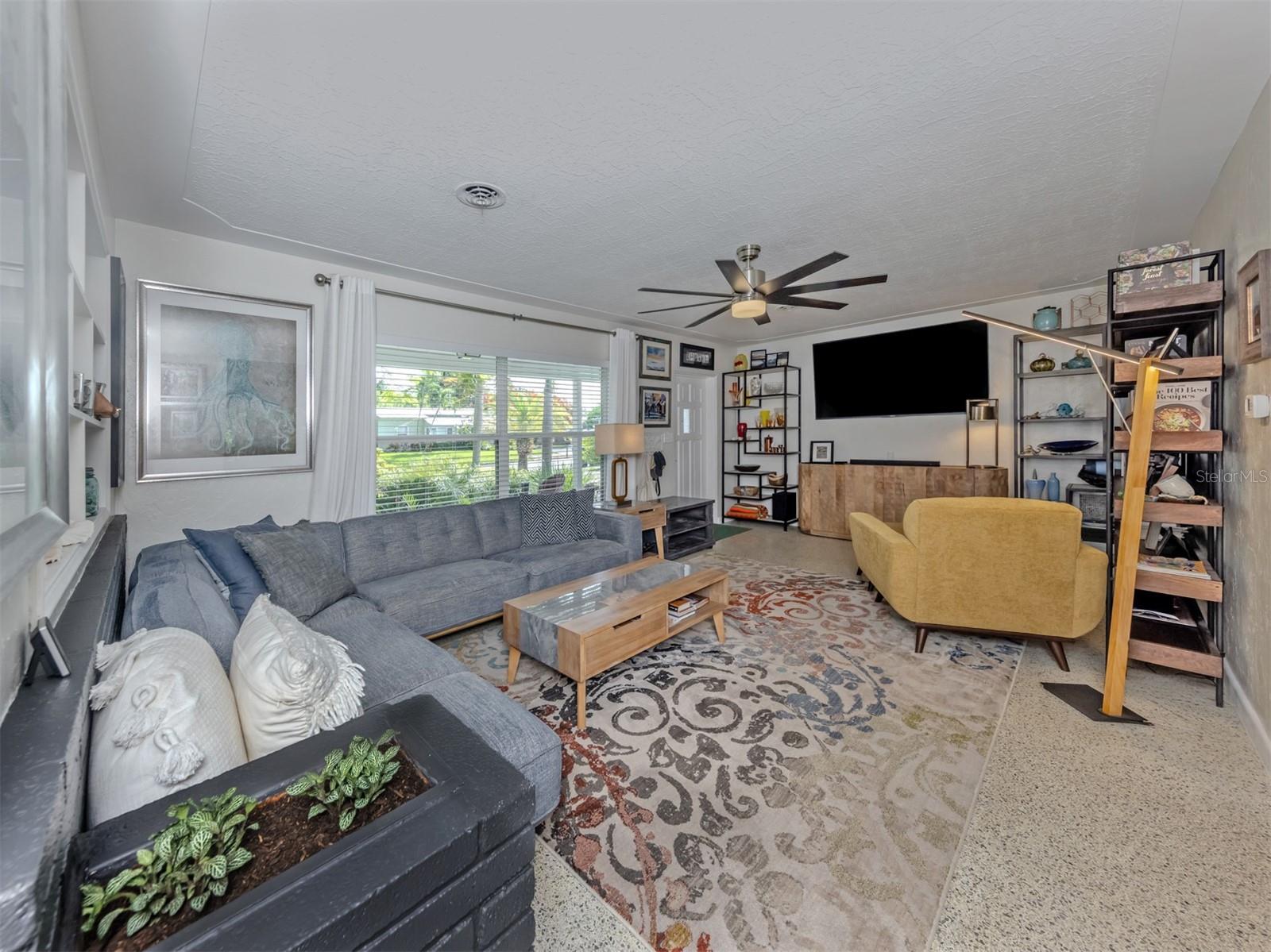 632 Park Dr Property Photo 17