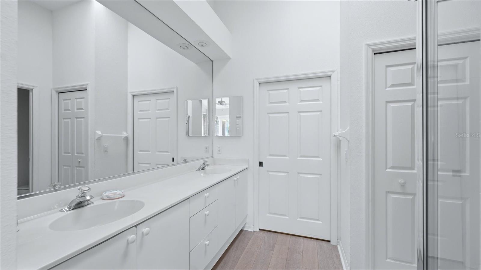 7706 Whitebridge Gln Property Photo 20