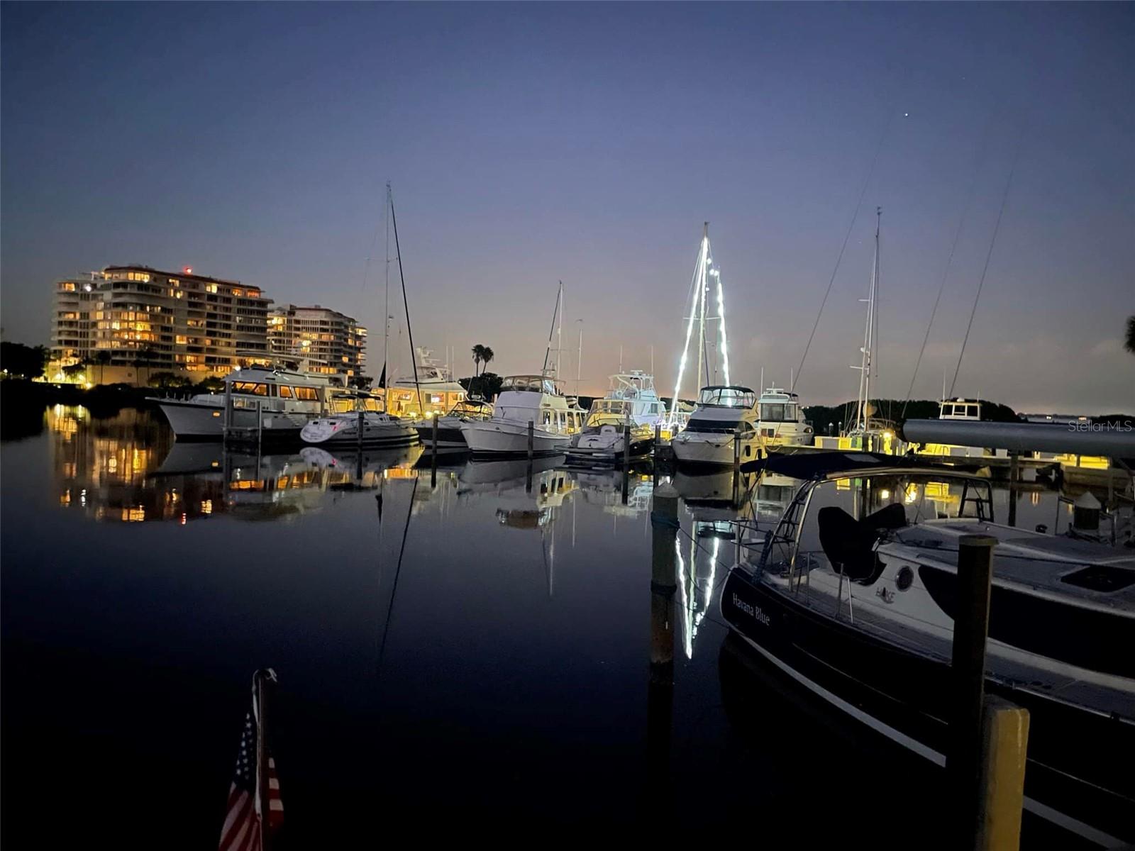 2600 Harbourside Dr #h-05 Property Photo 16